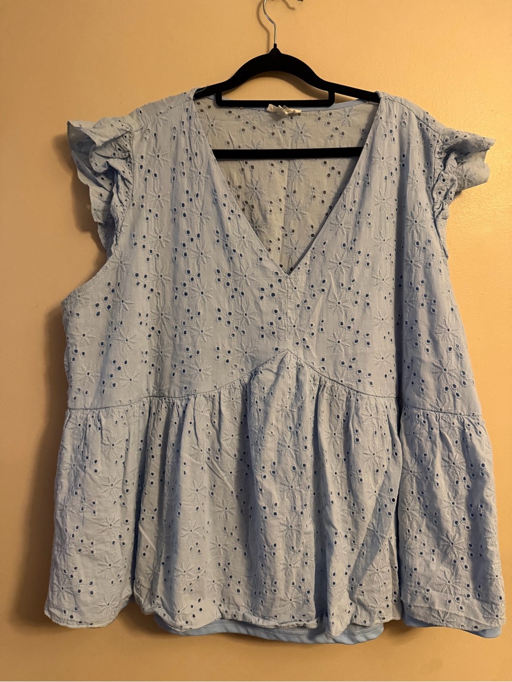 Chic Soul Light Blue Eyelet V-Neck Peplum Blouse